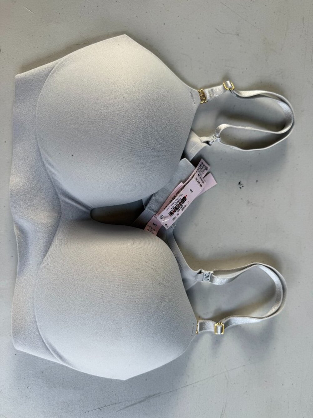 NWT Victoria's Secret dream angels, padded no wire, 34 D bra